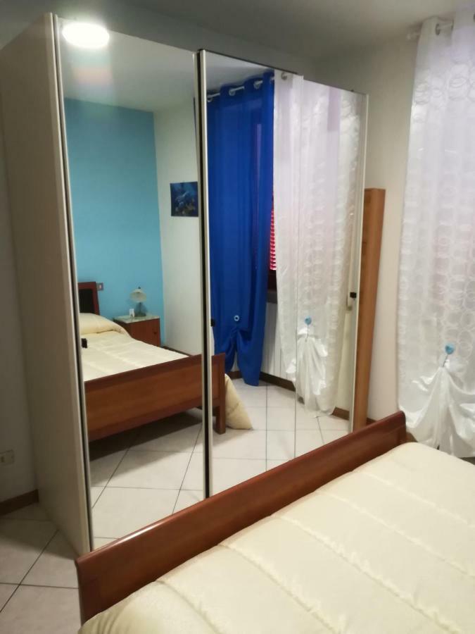 Affittacamere Lo Scoiattolo Di Mannocchi Lorella Porto SantʼElpidio Exterior foto