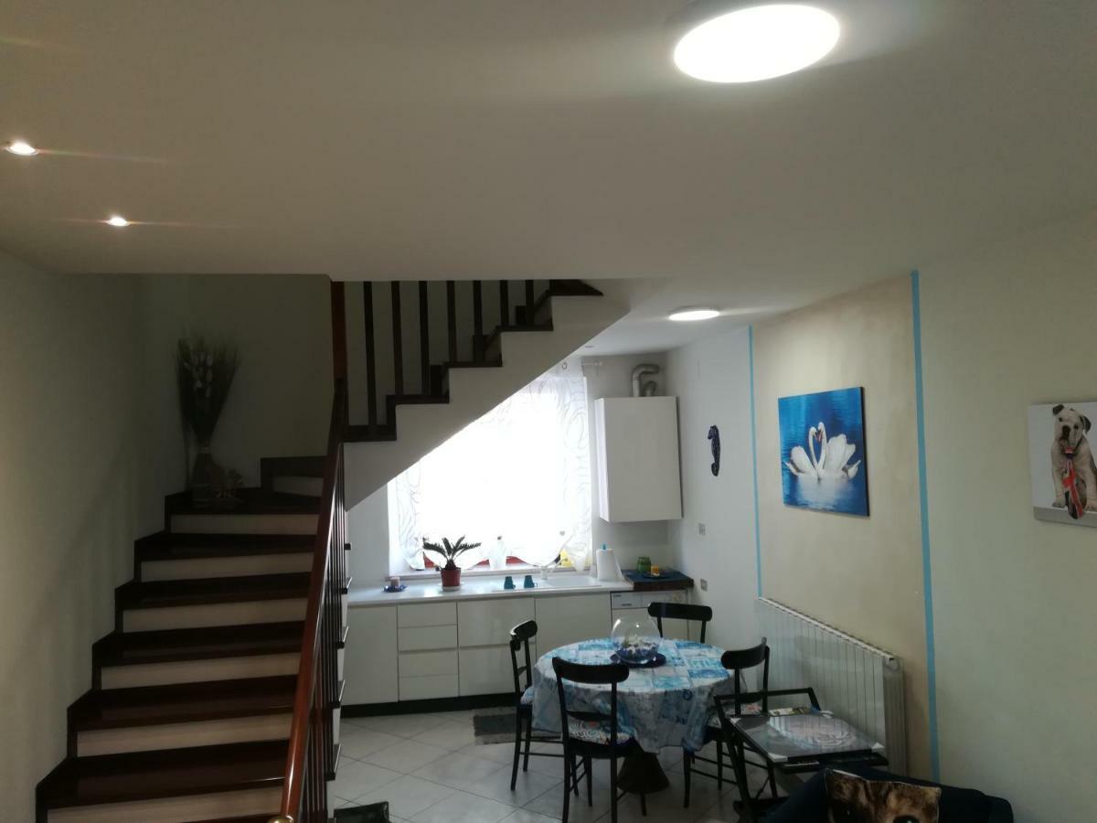 Affittacamere Lo Scoiattolo Di Mannocchi Lorella Porto SantʼElpidio Exterior foto